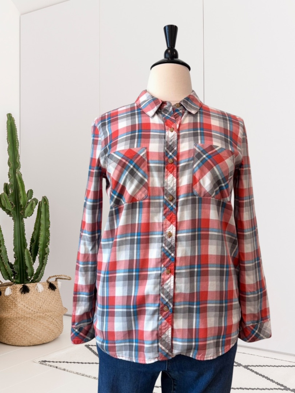 Treasure & Bond Long Sleeve Plaid Button Down Shirt